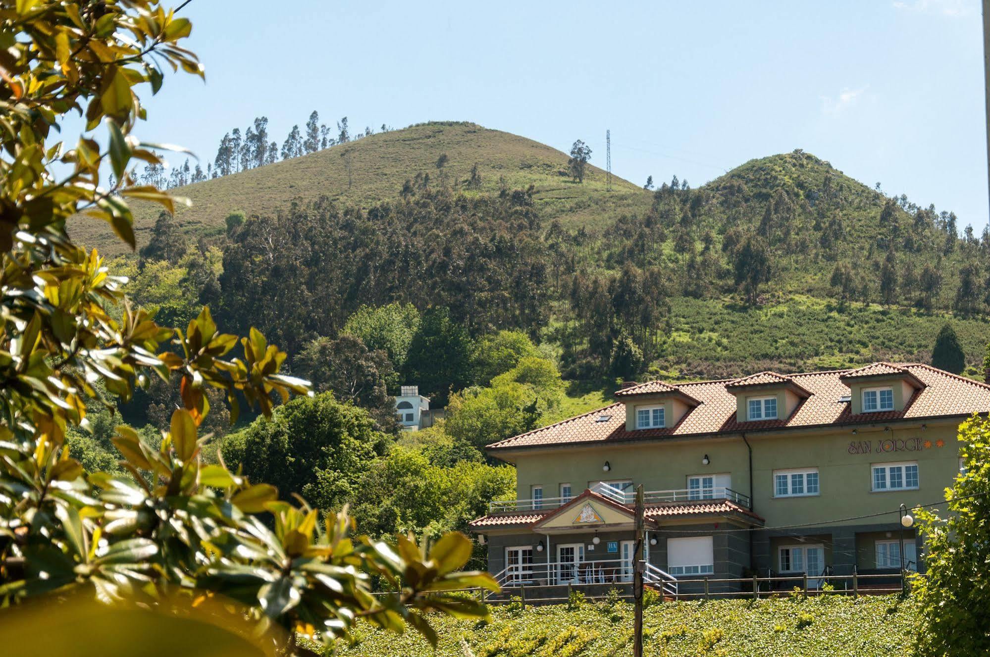 Apartamentos San Jorge Nueva De Llanes Eksteriør billede